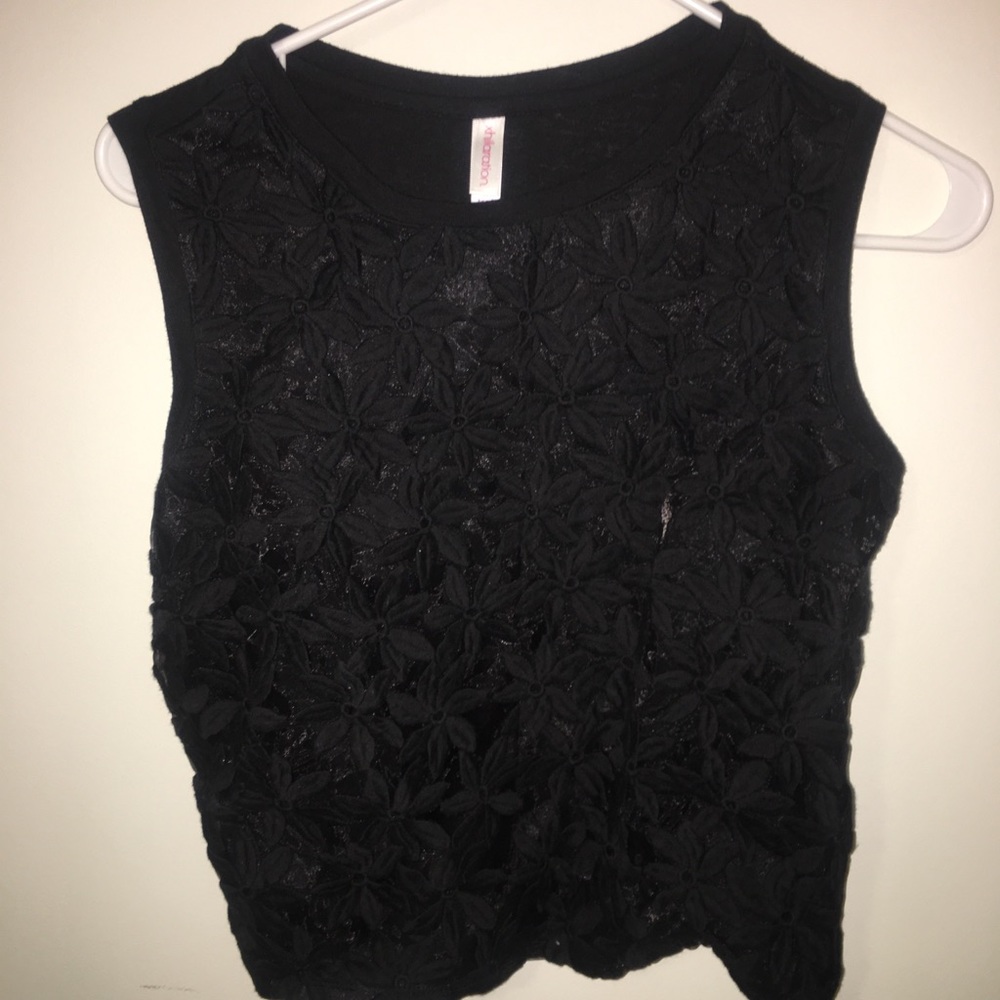 Cute black crop top
